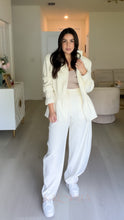 Load image into Gallery viewer, New York Two Piece Set - Ivory
