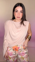 Load image into Gallery viewer, Hortensia Knitted Top
