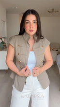 Load image into Gallery viewer, Lumi Napoleon Vest
