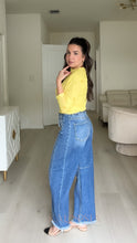 Load image into Gallery viewer, Berlin Barrel Jeans
