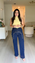 Load image into Gallery viewer, Tashie Jeans
