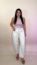 Load image into Gallery viewer, Frida Barrel Jeans
