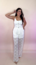 Load image into Gallery viewer, White Spring Two Piece Set
