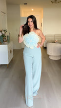 Load image into Gallery viewer, Stunning Flower Two Piece Set

