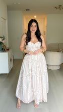 Load image into Gallery viewer, Arginis Dress
