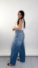 Load image into Gallery viewer, Cori Baggy Jeans
