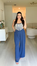 Load image into Gallery viewer, Azula Two Piece Set
