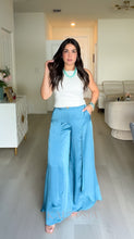 Load image into Gallery viewer, Chechi Pants
