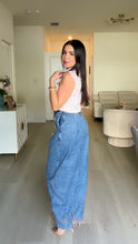 Load image into Gallery viewer, The Barrel Napoleon Jeans
