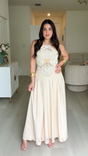 Load image into Gallery viewer, Larah Maxi Dress
