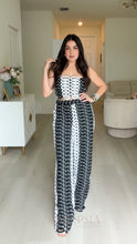Load image into Gallery viewer, Very Chic Two Piece Set (2 colors)
