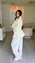 Load image into Gallery viewer, New York Two Piece Set - Ivory
