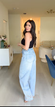 Load image into Gallery viewer, Make the Difference Jeans
